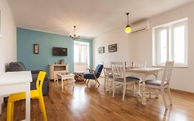 Apartment Amare Seaview