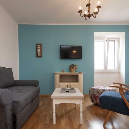 Apartment Amare Seaview Rovigno Esterno foto